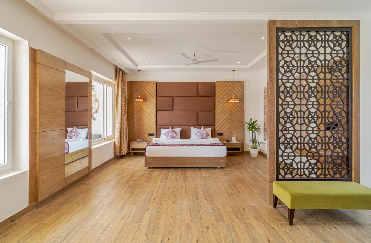 Rudra Imperial Resort Sitapur  외부 사진