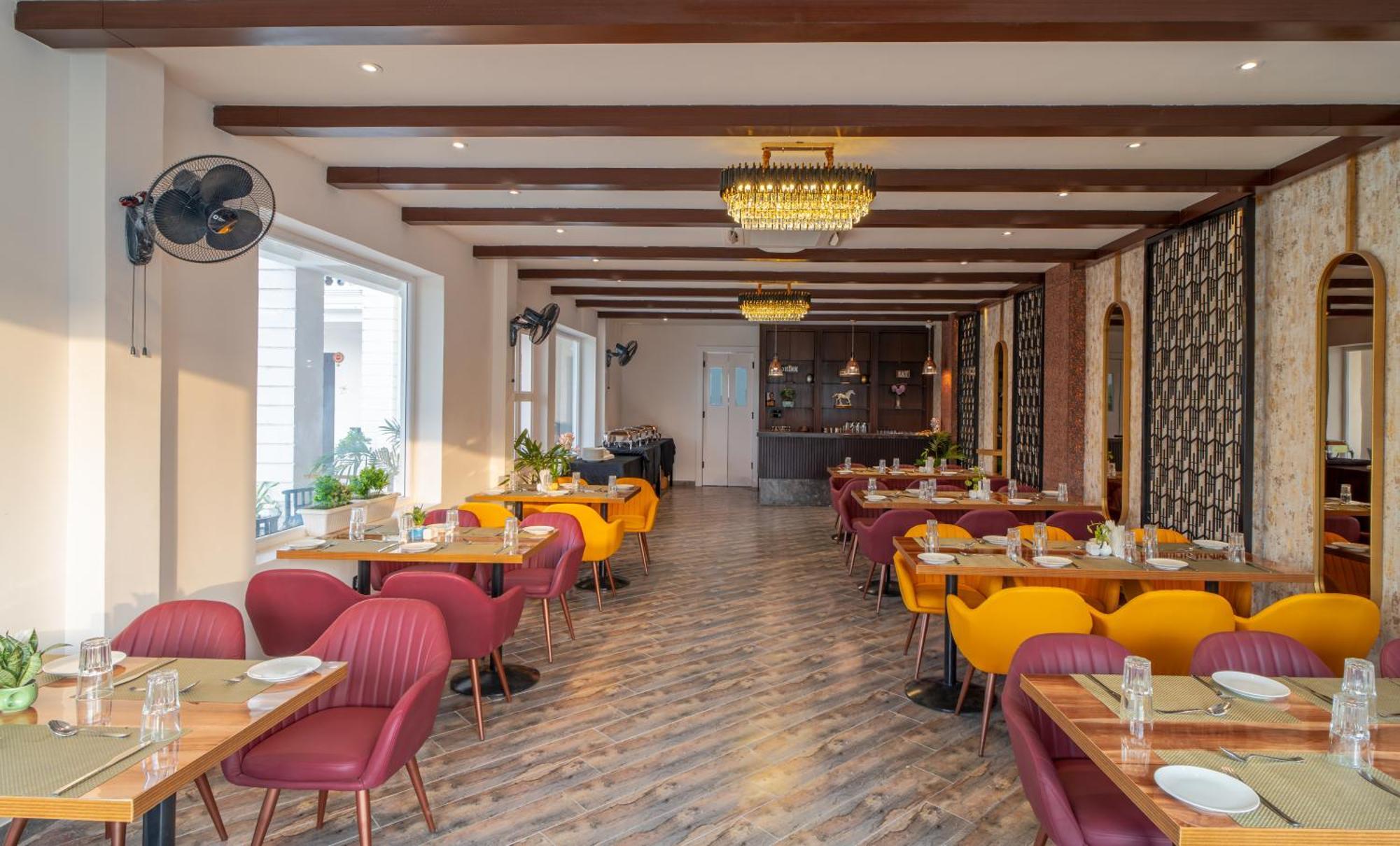 Rudra Imperial Resort Sitapur  외부 사진